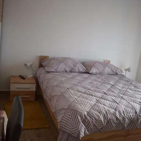 Διαμέρισμα Nediljko & Mila