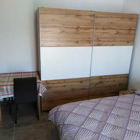 Διαμέρισμα Nediljko & Mila *