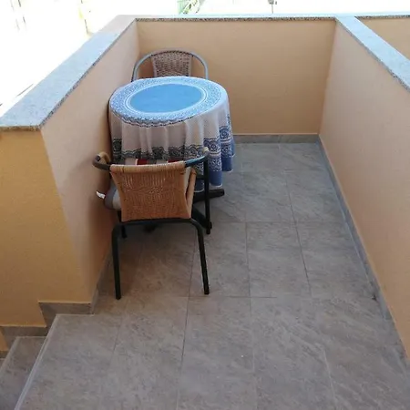 Nediljko & Mila 公寓 *