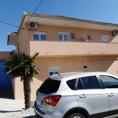 Nediljko & Mila 扎达尔