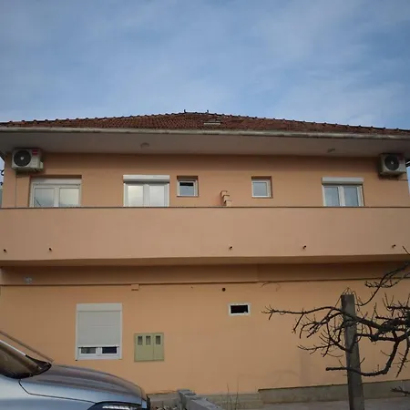 Nediljko & Mila Apartmán