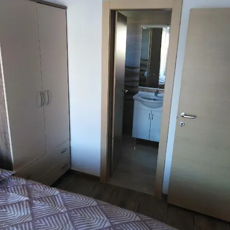 Nediljko & Mila 公寓 扎达尔