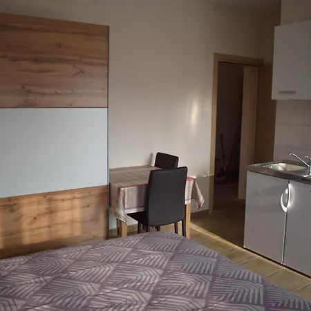 公寓 Nediljko & Mila